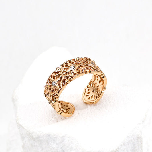 Engraved Zircon Ring Ⅲ