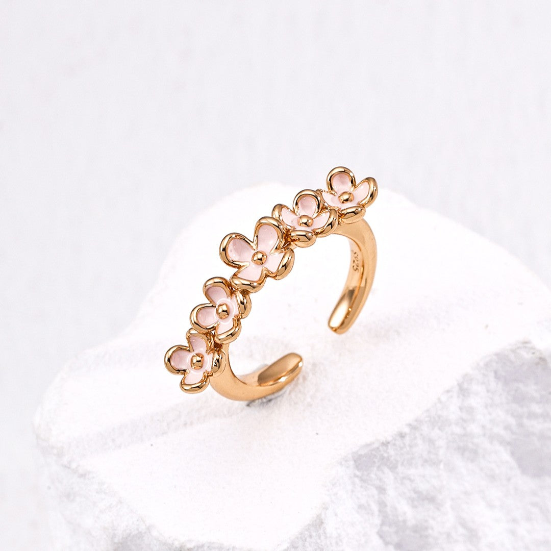 Petal Shaped Enamel Ring