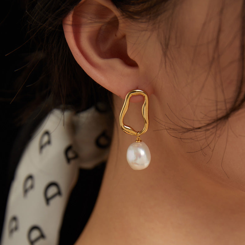 Pearl Pendant Earrings Ⅰ