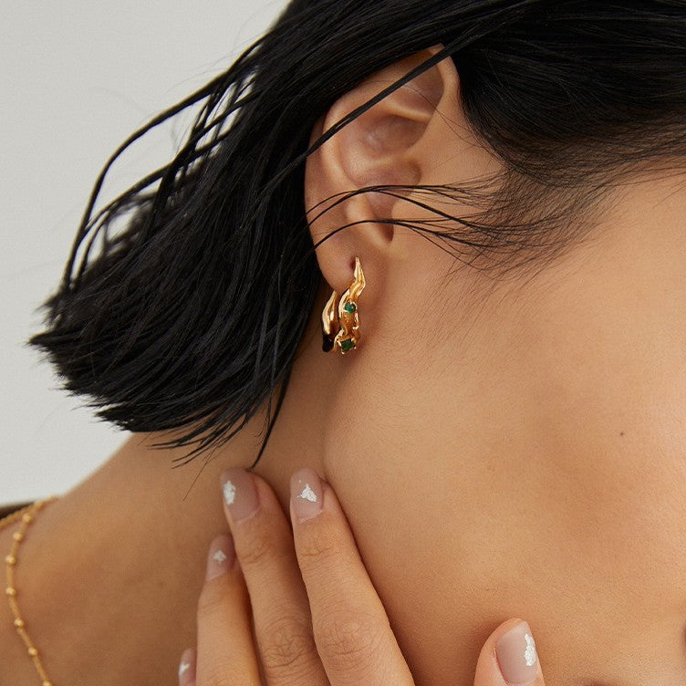 Wilting leaf Shaped Zircon Earrings