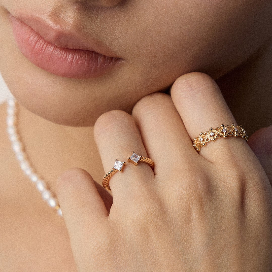Zircon Inlaid Ring Ⅰ