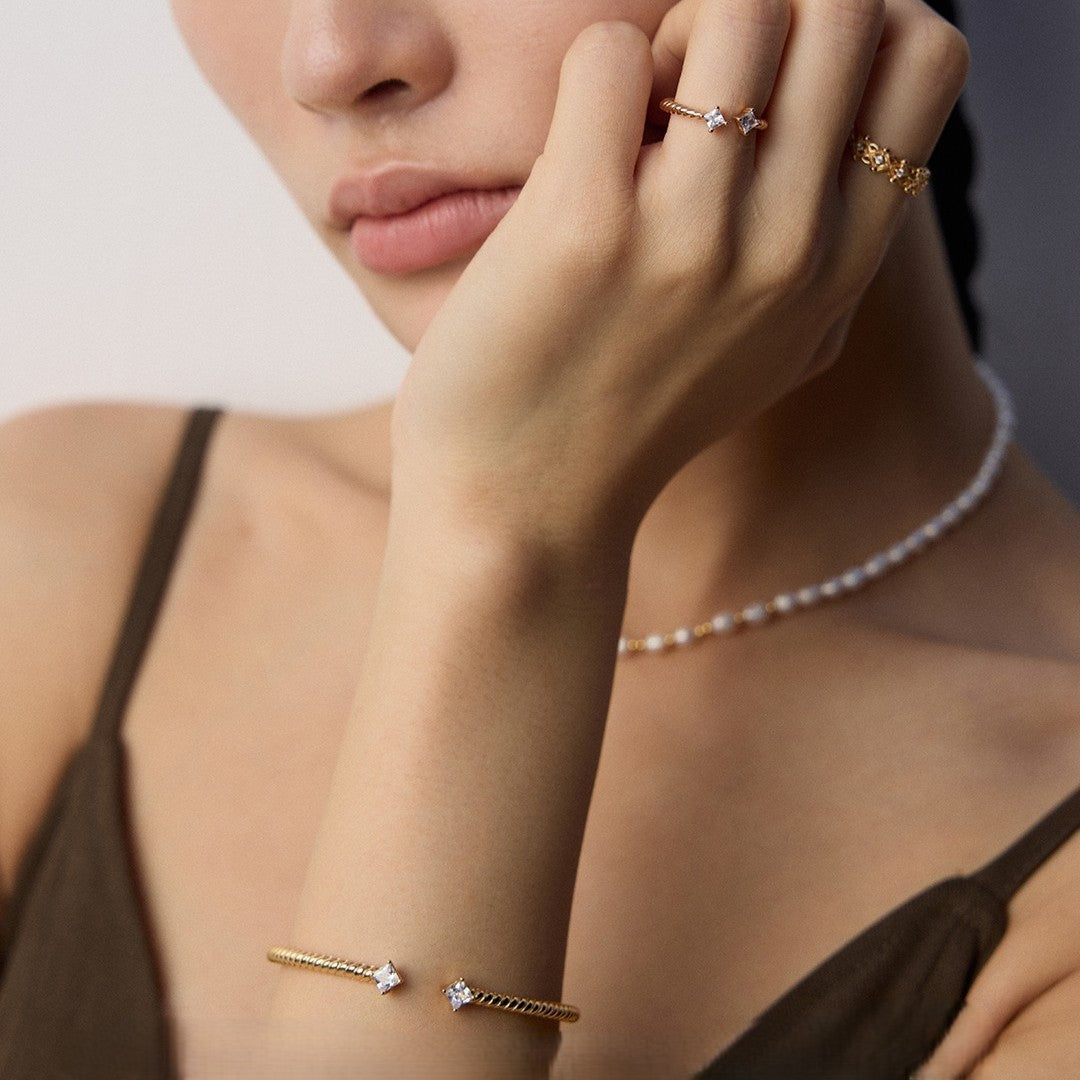Zircon Inlaid Jewelry Set