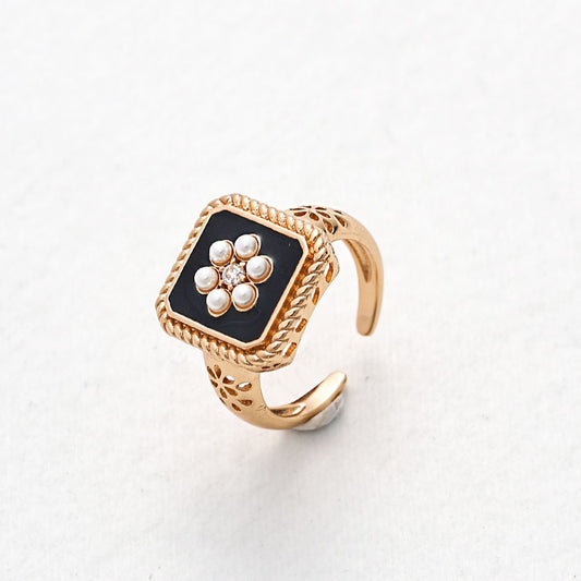 Black Enamel Ring Ⅰ
