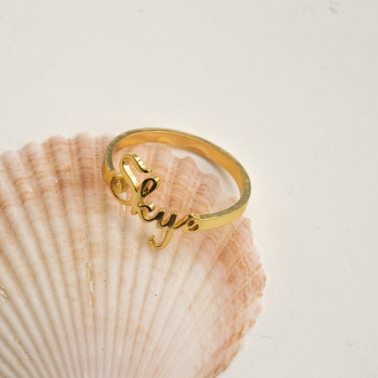 Name-Customized Ring