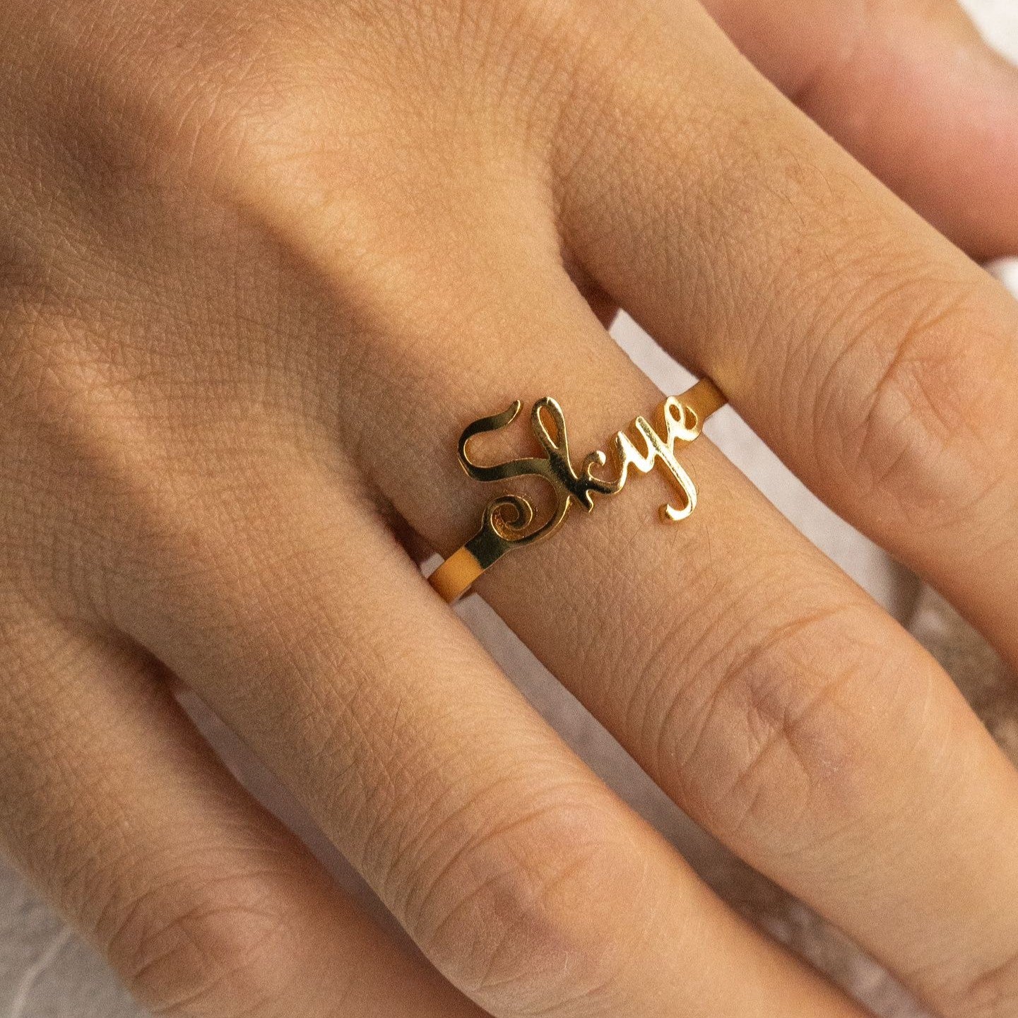 Name-Customized Ring