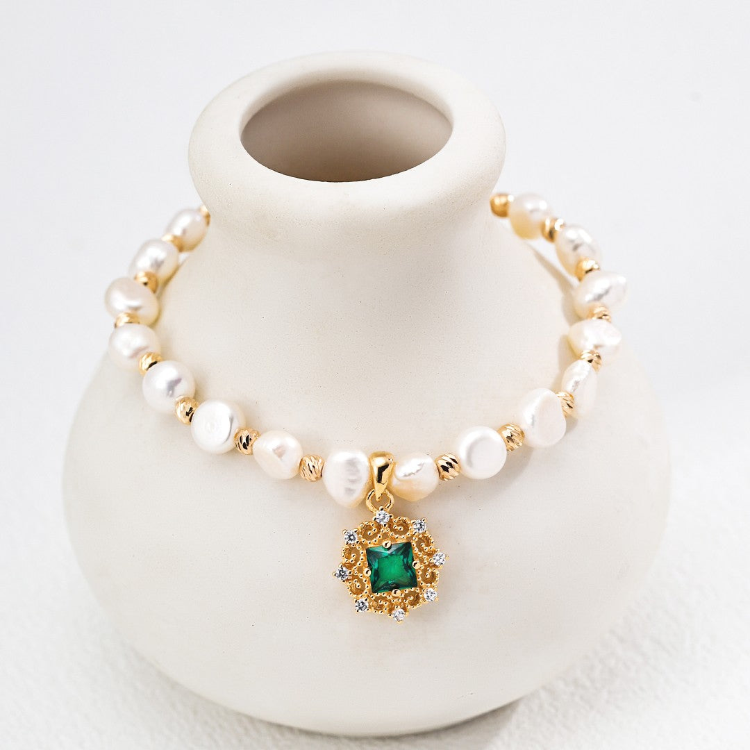 Synthetic Zircon Pendant Pearl Bracelet