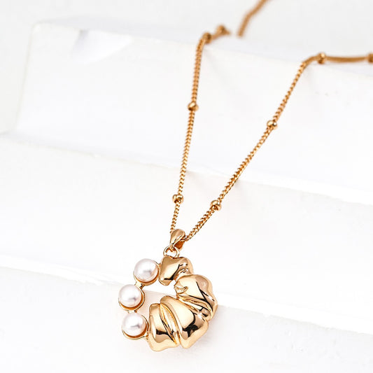 Cat Claw Shaped Pendant Necklace