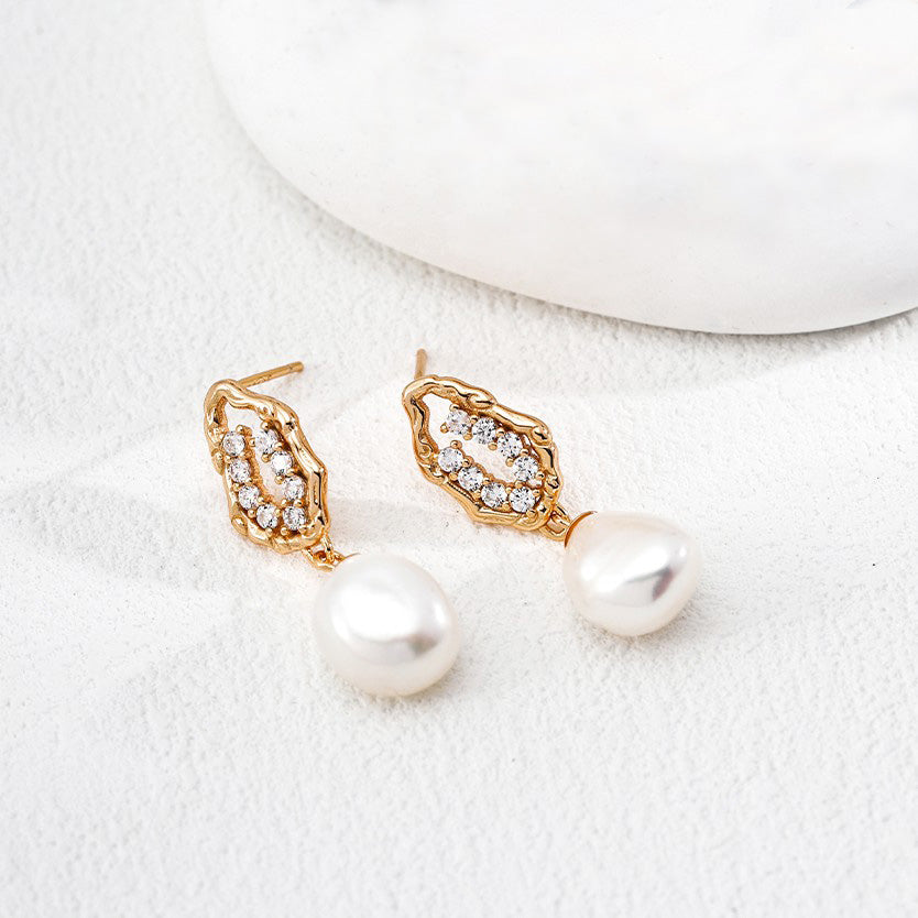 Pearl Pendant Earrings Ⅹ
