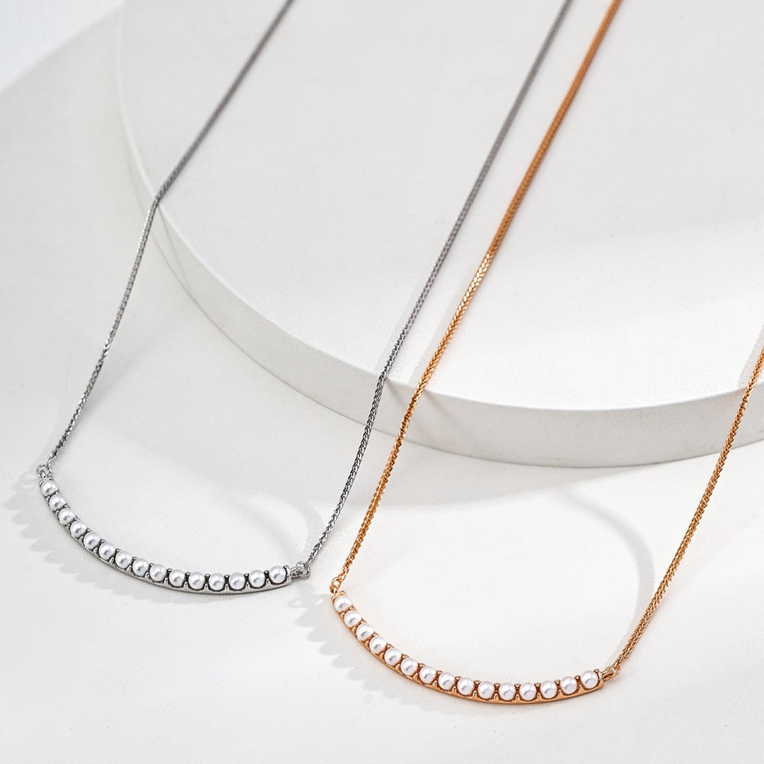 Arc Shaped Pendant Necklace