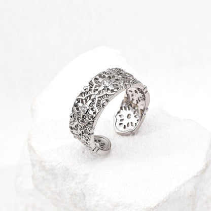 Engraved Zircon Ring Ⅲ