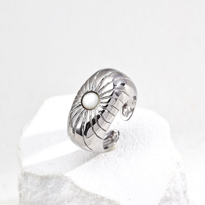 Lapis Lazuli/Shell bead Ring