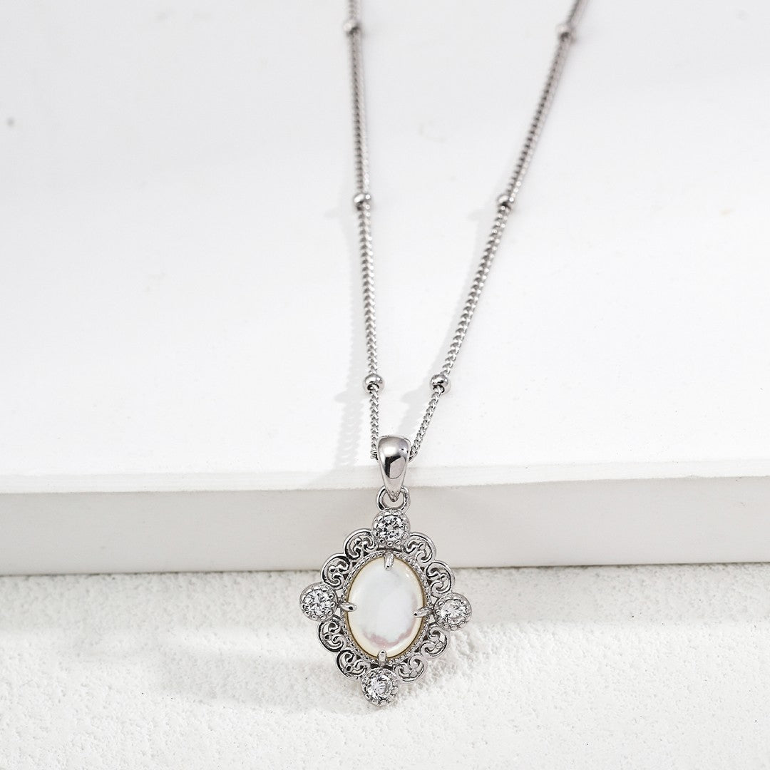Amethyst/Shell Pendant Necklace