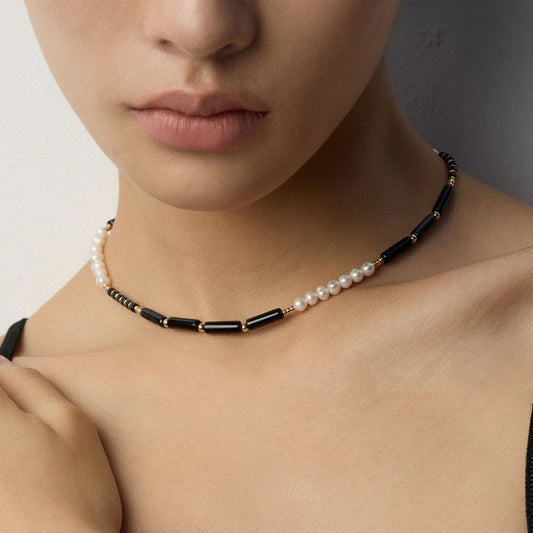 Collar de ónix y perlas