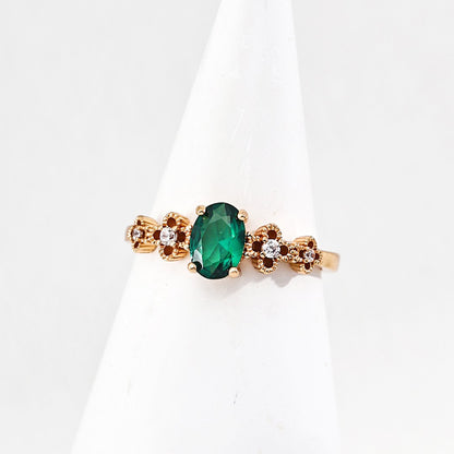 Anillo con incrustaciones de circonita sintética Ⅵ