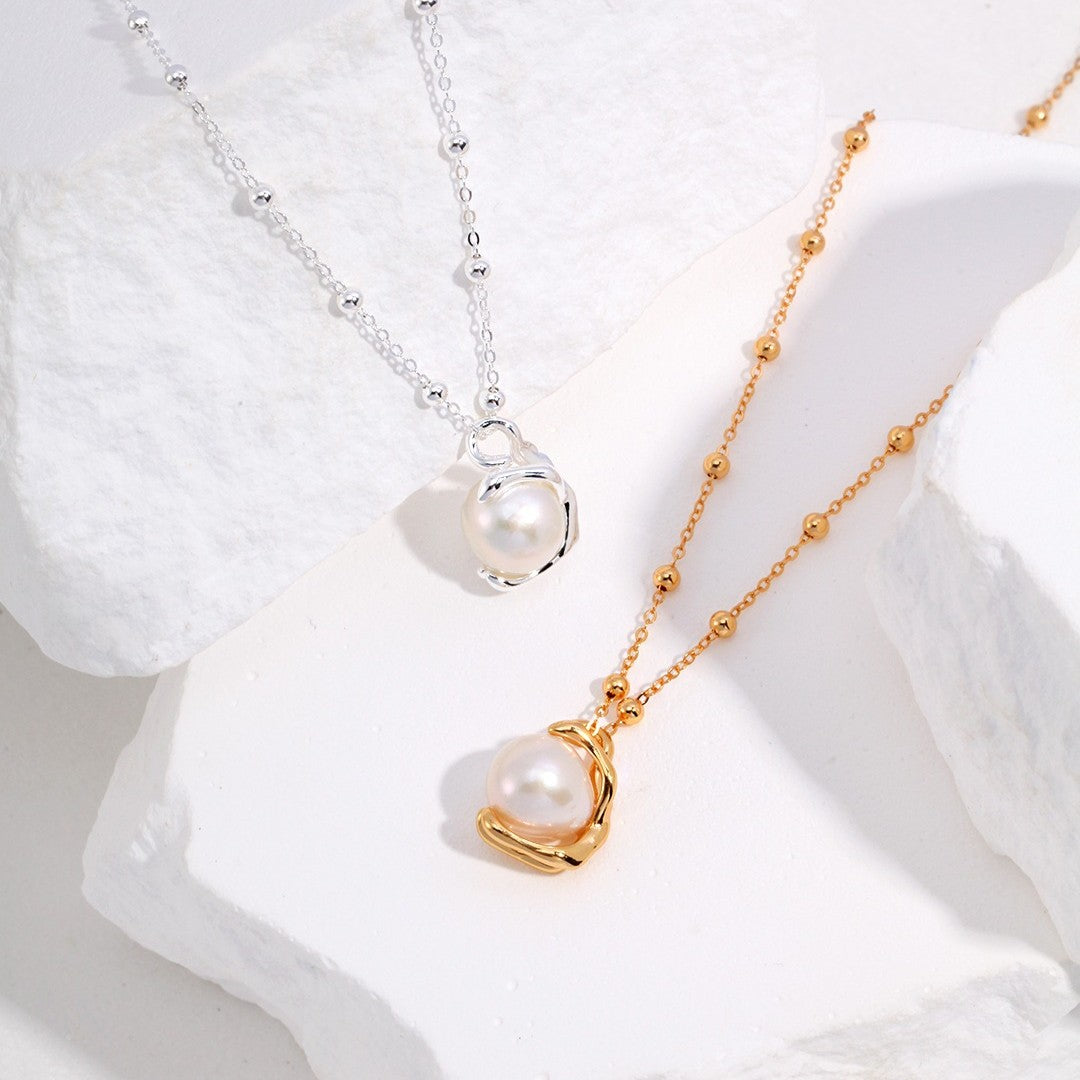 Collar con colgante de perlas III