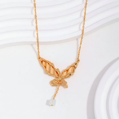 Butterfly Shaped Pendant Necklace Ⅱ
