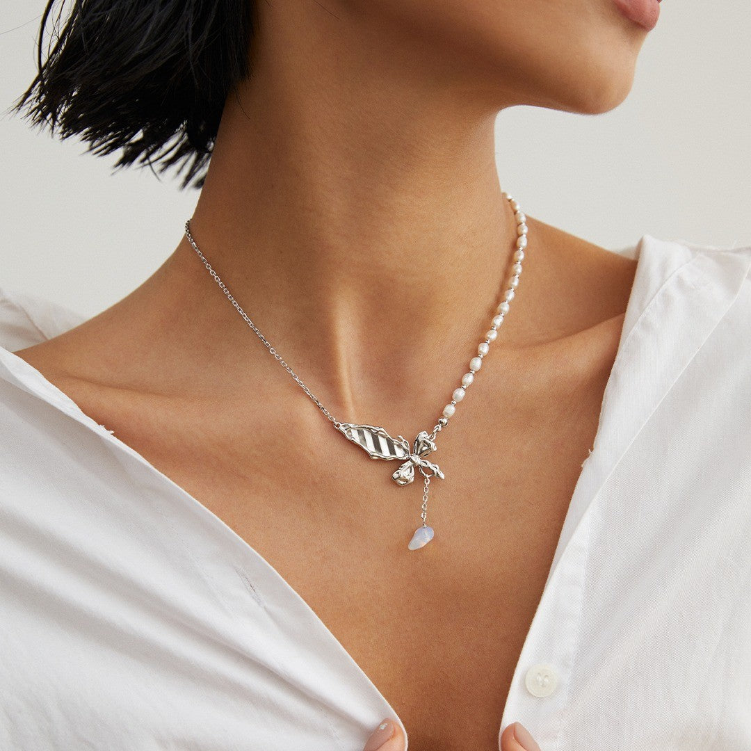 Butterfly Shaped Pendant Necklace Ⅱ