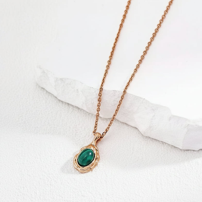 قلادة حجر عين النمر 1