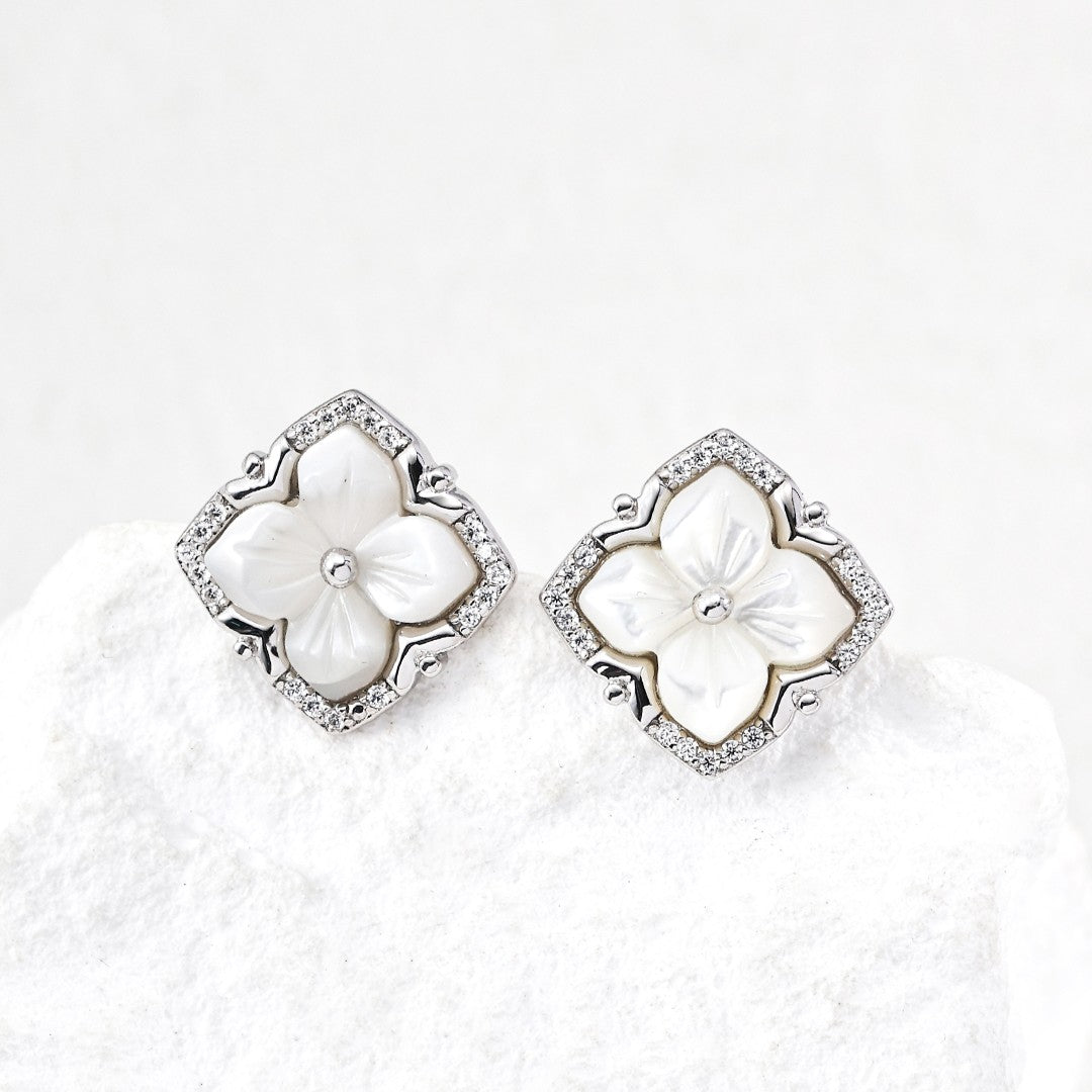 Four-Leaf Clover Shell Earrings