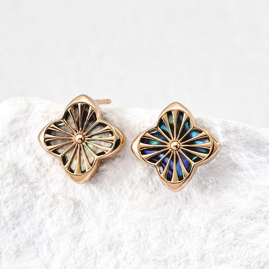 Four-leaf Clover Shell Earrings Ⅰ