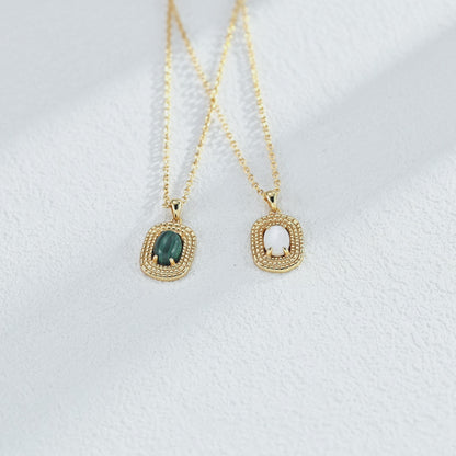 Malachite/Mother-of-pearl Pendant Necklace